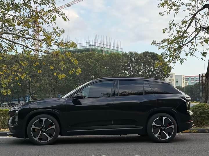 Фото 3 - Nio ES7