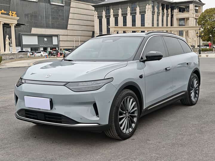 Фото 1 - Leapmotor C11