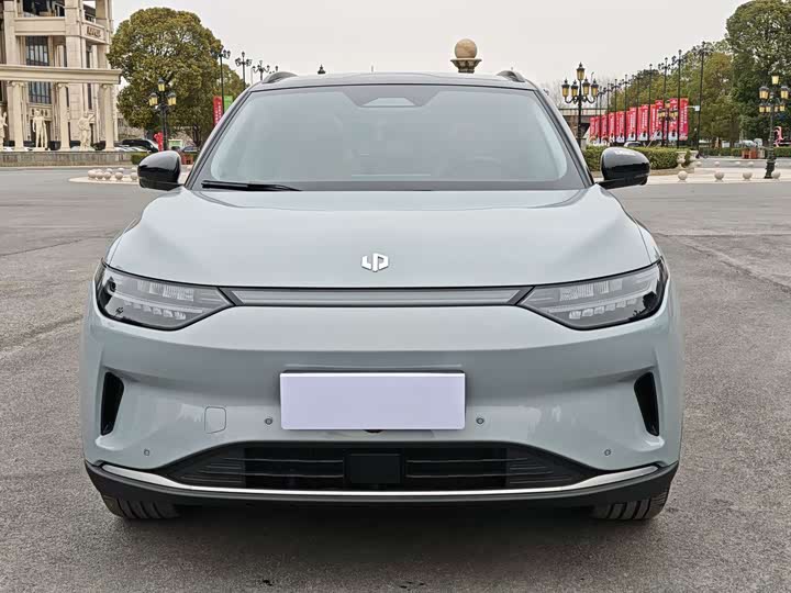 Фото 2 - Leapmotor C11