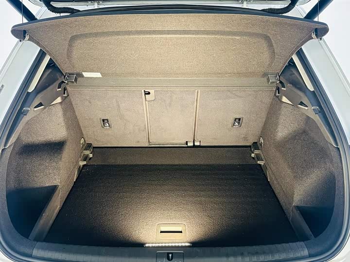 Фото 6 - Audi Q3