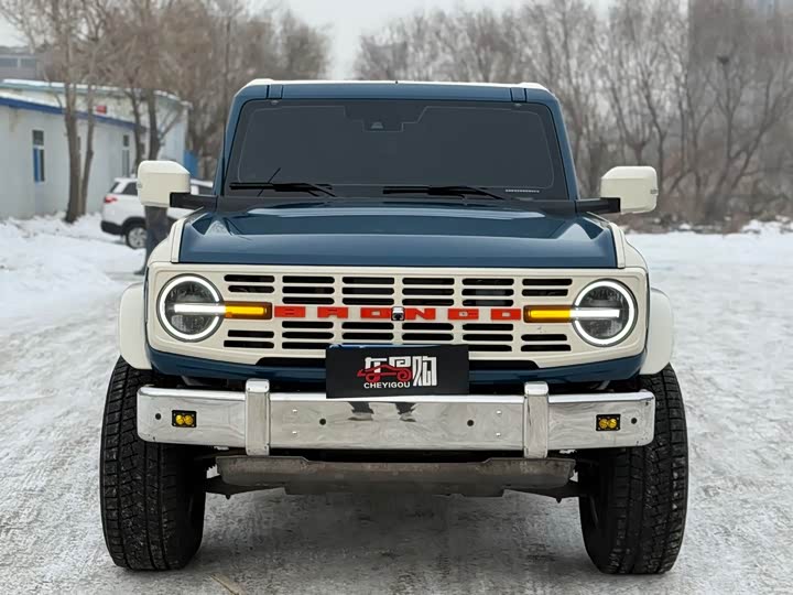 Фото 3 - Ford Bronco