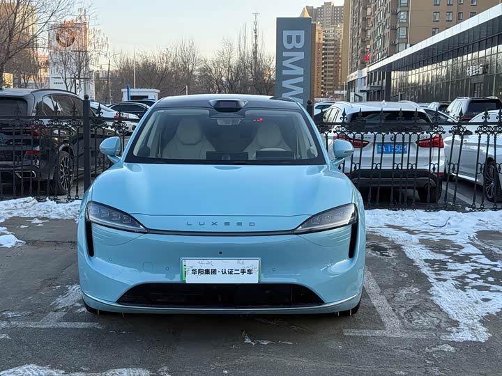 Фото 2 - Luxeed R7