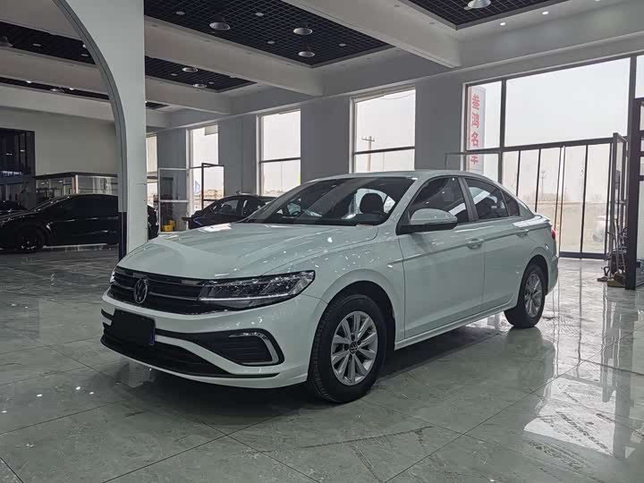 Фото 1 - Volkswagen Bora