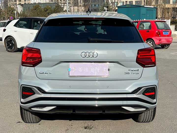 Фото 6 - Audi Q2L