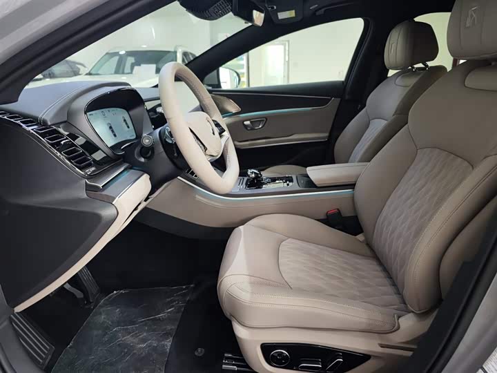 Фото 6 - BYD Han