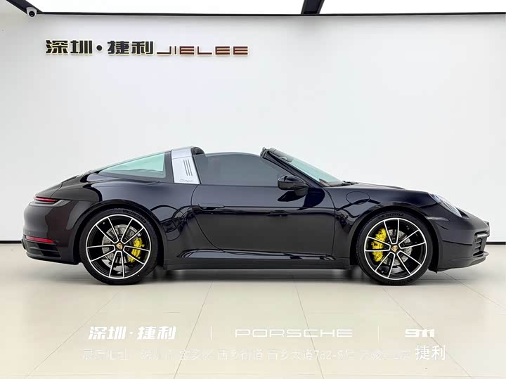 Фото 3 - Porsche 911