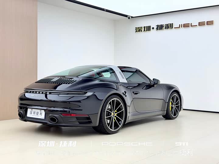 Фото 6 - Porsche 911