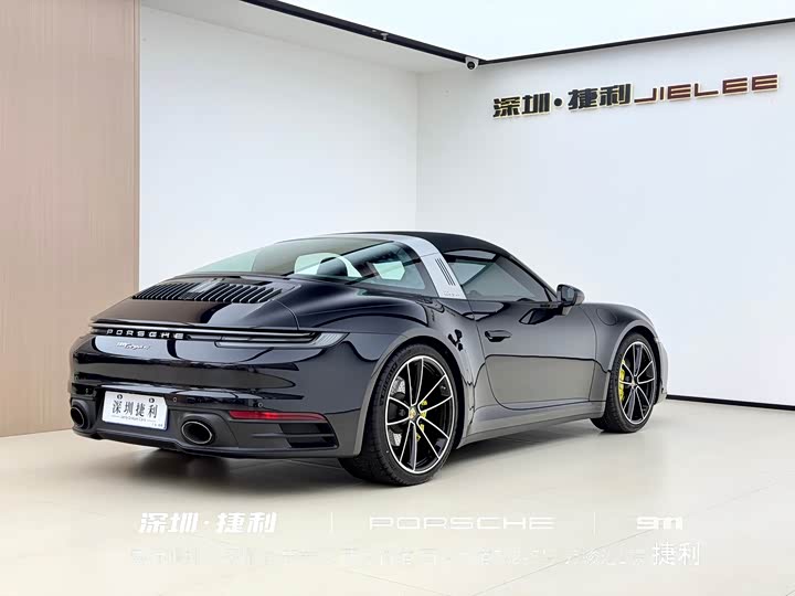 Фото 8 - Porsche 911