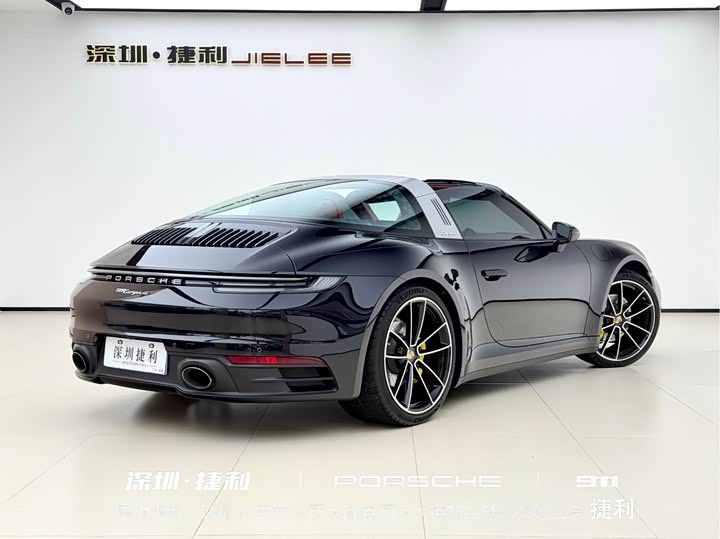 Фото 9 - Porsche 911