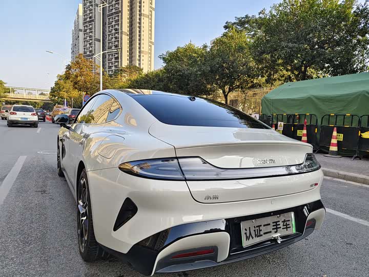 Фото 2 - Xiaomi SU7