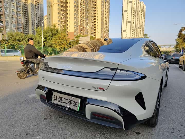 Фото 4 - Xiaomi SU7