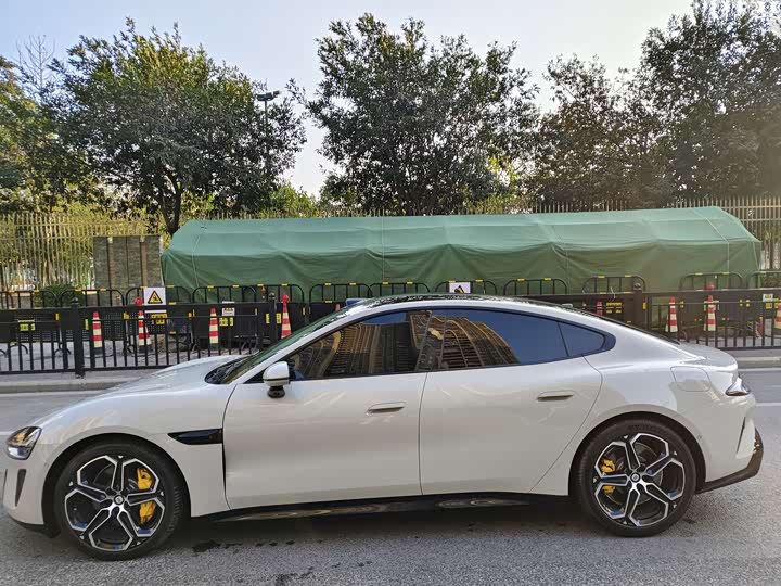 Фото 7 - Xiaomi SU7