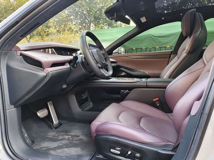 Фото 9 - Xiaomi SU7