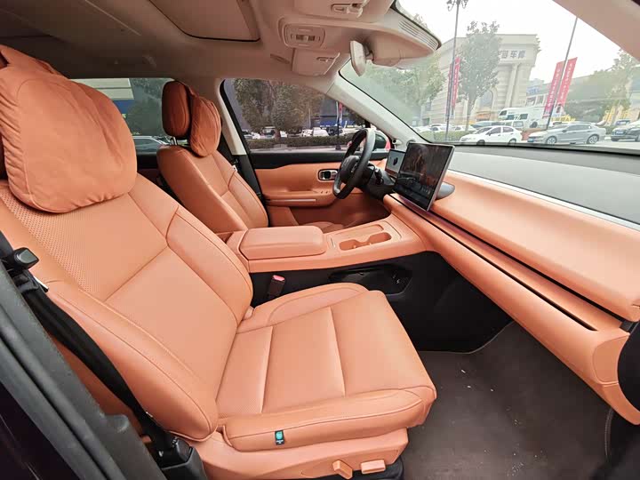 Фото 9 - Leapmotor C16