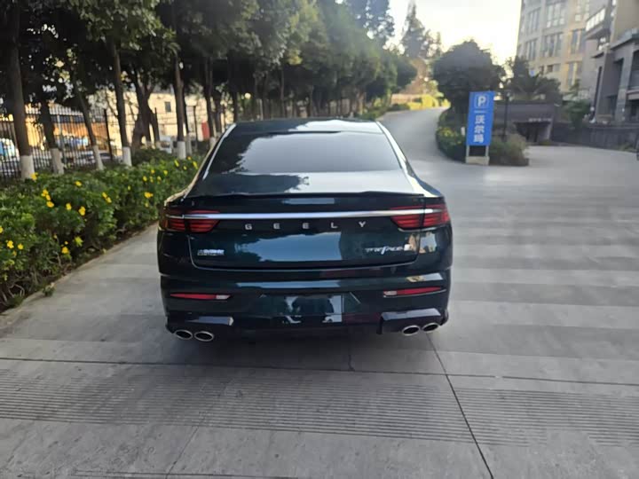 Photo 9 - Geely Preface