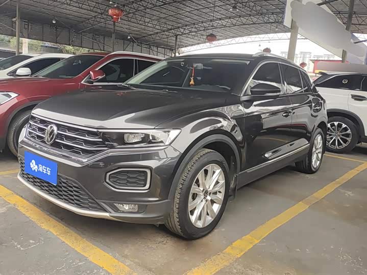 Фото 1 - Volkswagen T-Roc