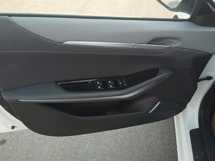 Фото 7 - Changan Raeton Plus