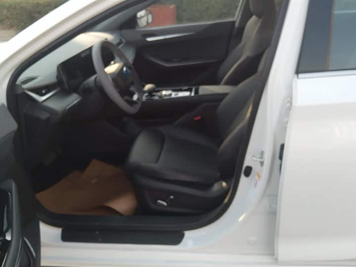 Фото 9 - Changan Raeton Plus