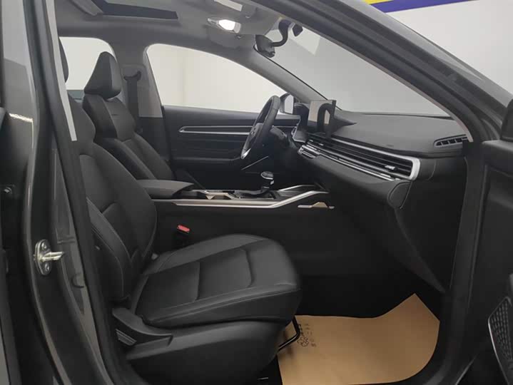 Фото 8 - Geely Emgrand