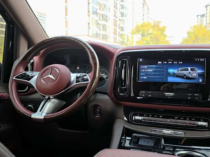 Фото 9 - Mercedes-Benz Vito