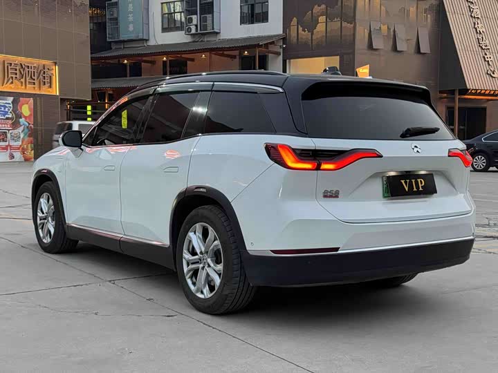 Фото 5 - Nio ES8