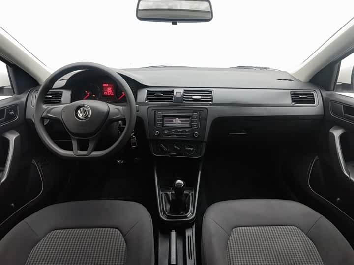 Фото 5 - Volkswagen Santana