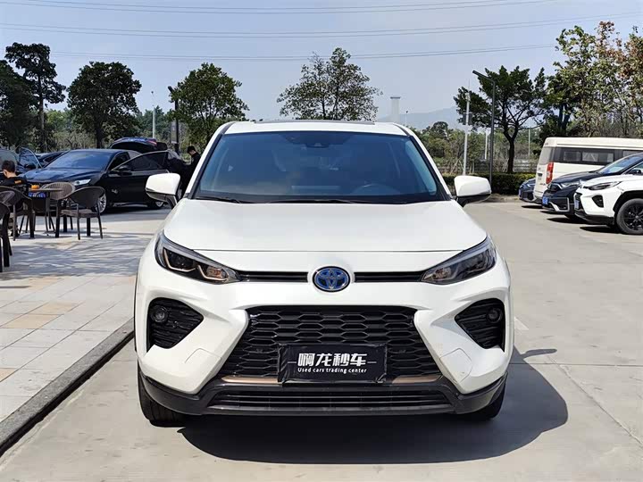 Фото 2 - Toyota Wildlander