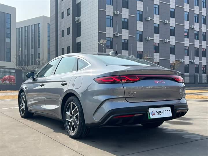 Фото 9 - BYD Qin L