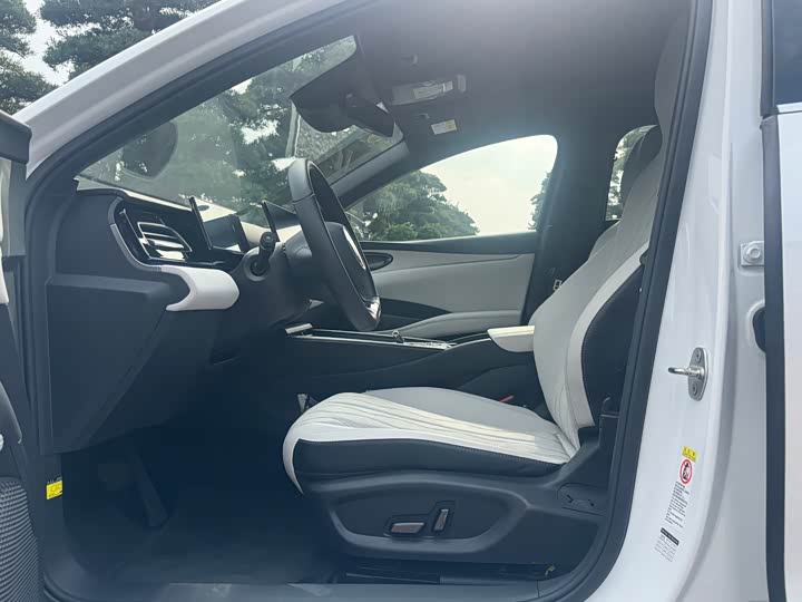 Фото 8 - BYD Seal 06 Hybrid/EV