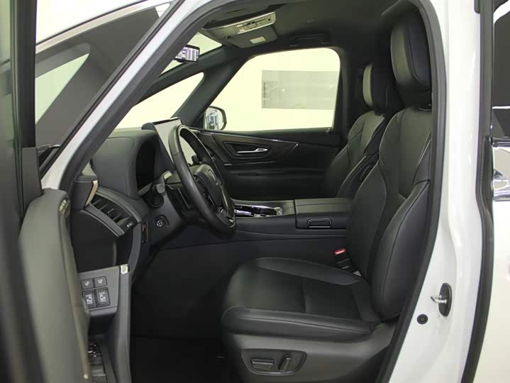 Фото 7 - Toyota Vellfire