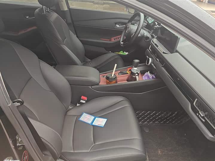 Фото 8 - Honda Inspire