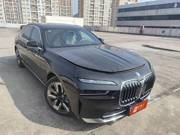 Фото 1 - BMW 7 Series