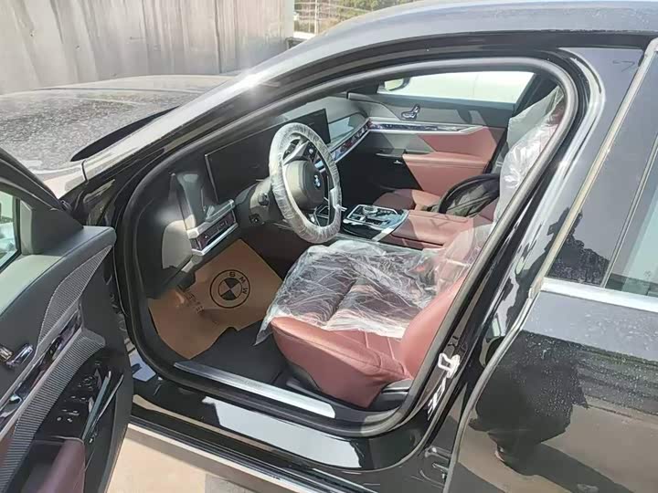 Фото 6 - BMW 7 Series