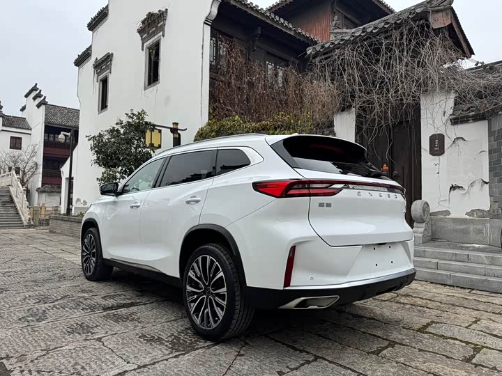 Фото 8 - Exeed TXL