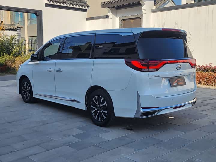 Фото 5 - GAC Trumpchi M8