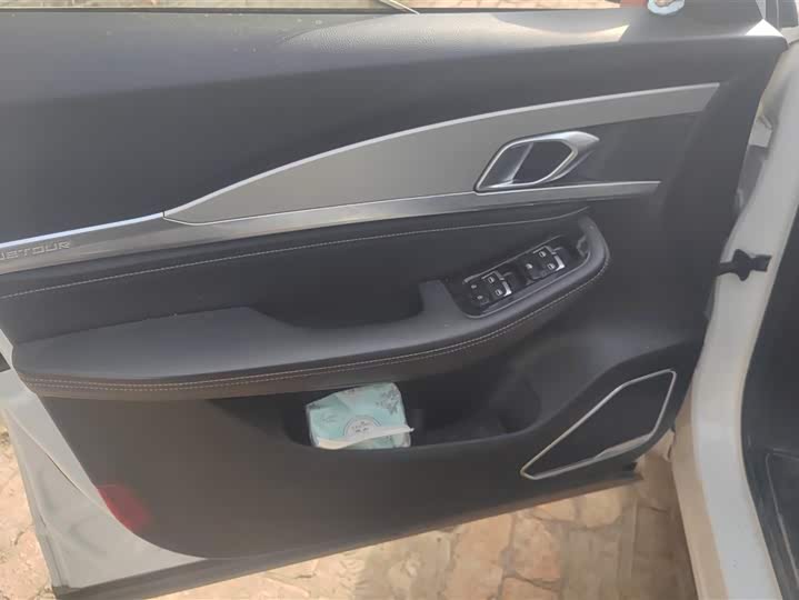 Фото 7 - Jetour X70