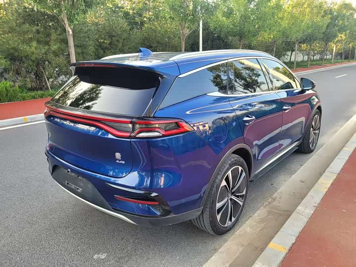 Фото 6 - BYD Tang Hybrid/EV