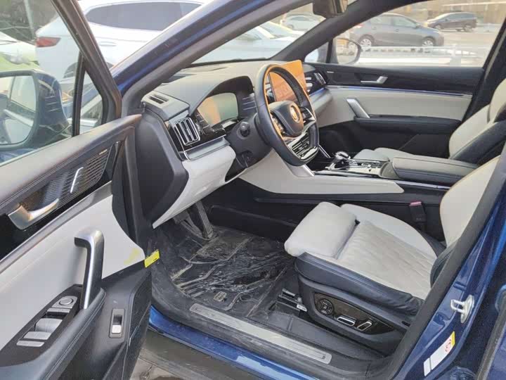 Фото 7 - BYD Tang Hybrid/EV