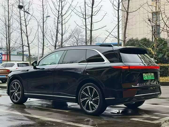 Фото 7 - XPeng G9