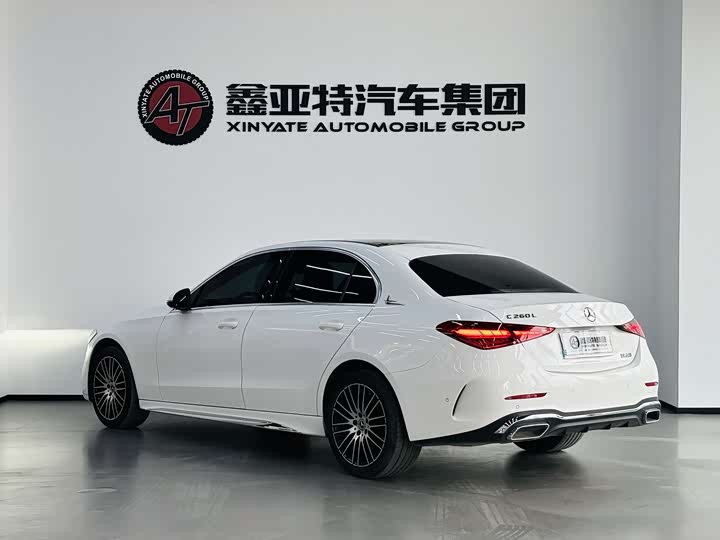 Фото 4 - Mercedes-Benz C-Class