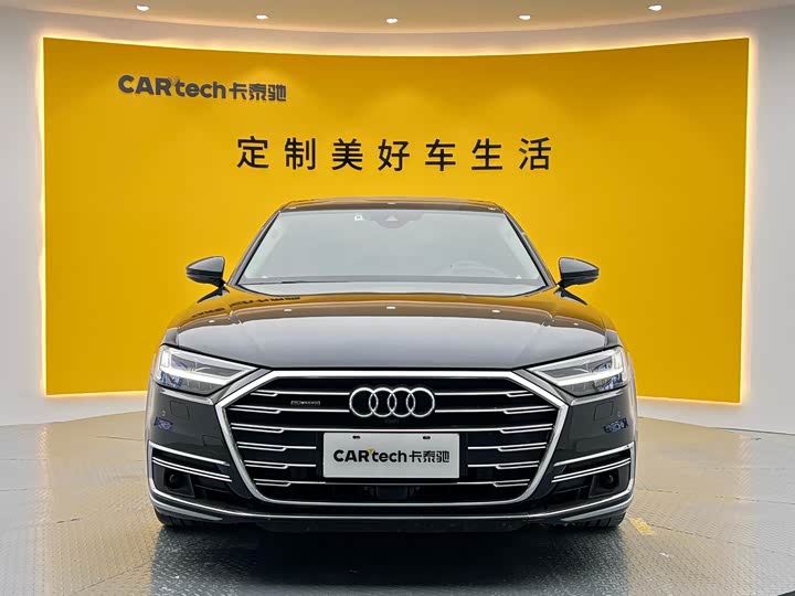 Фото 2 - Audi A8