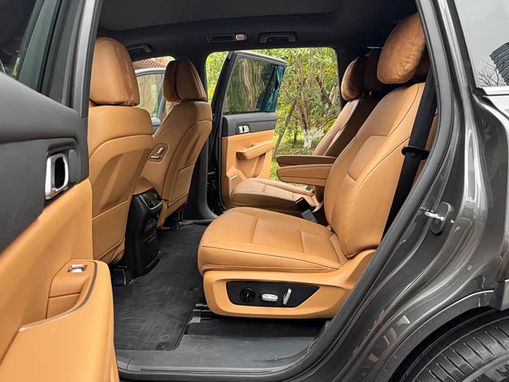 Фото 9 - LiXiang One