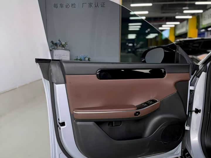 Фото 8 - Leapmotor C01