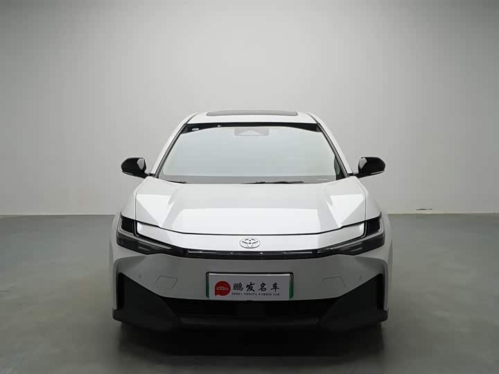 Фото 2 - Toyota bZ3