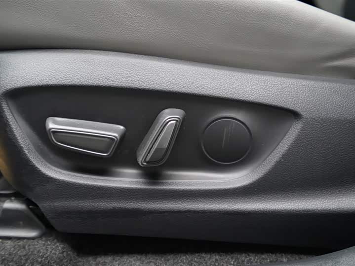 Фото 6 - Toyota bZ3