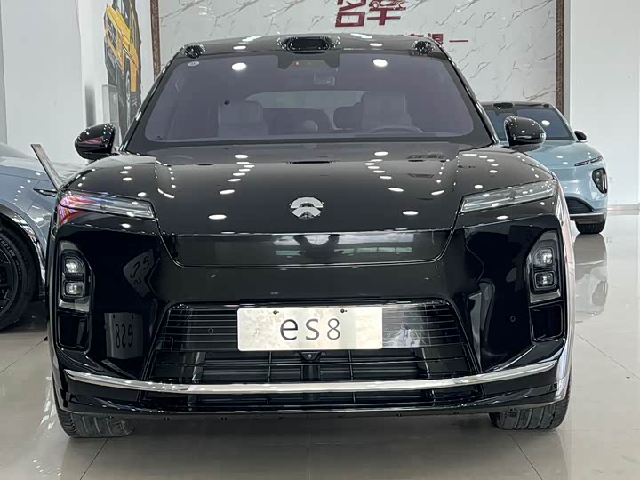 Фото 2 - Nio ES8