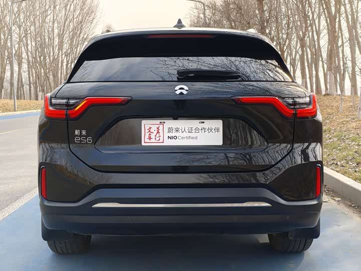 Фото 4 - Nio ES6