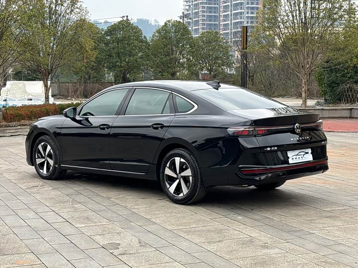 Фото 7 - Volkswagen Magotan