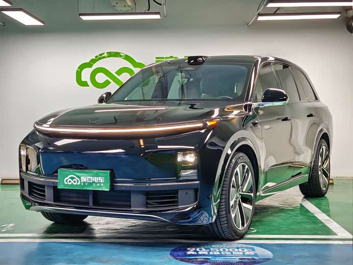 Фото 1 - LiXiang L8