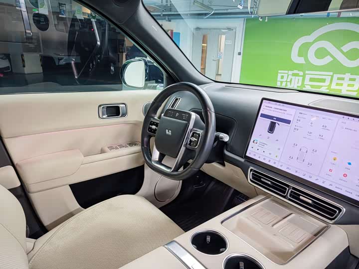 Фото 6 - LiXiang L8